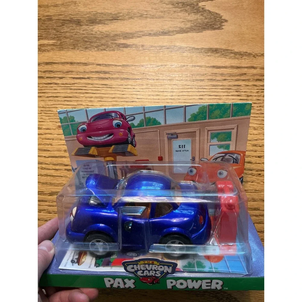 Chevron Cars Pax Power Purple Metallic Toy Car 2001 New in Box Gas Can Accessory